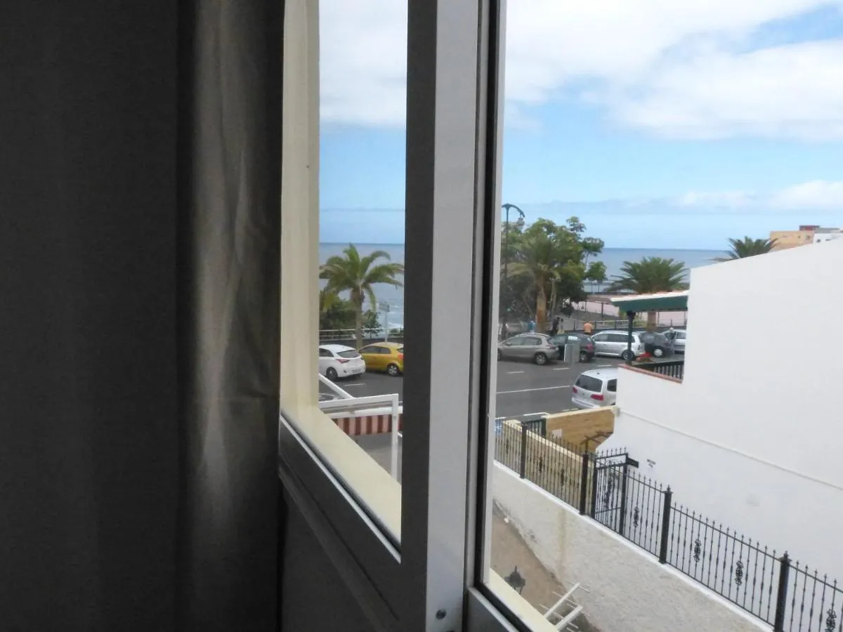 Suncanarias Apartamentos Cristal Playa La Arena Puerto de Santiago