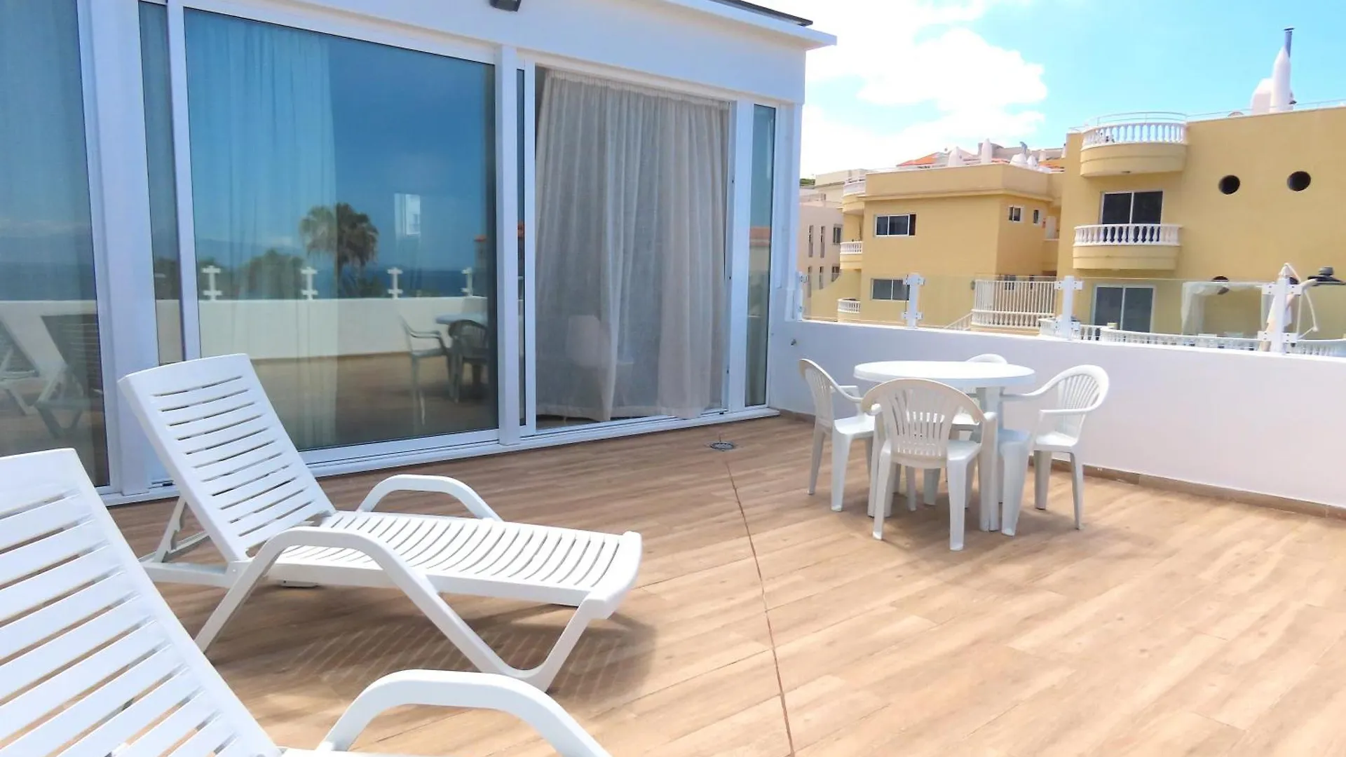 Apartment Suncanarias Apartamentos Cristal Playa La Arena Puerto de Santiago